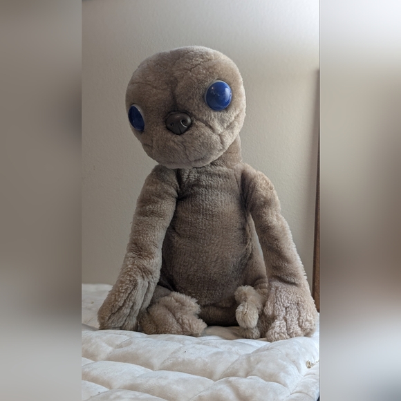 VINTAGE RARE 1982 E.T. Extra Terrestrial 12” Plush by Showtime PLUSH TOY RARE - Picture 1 of 11